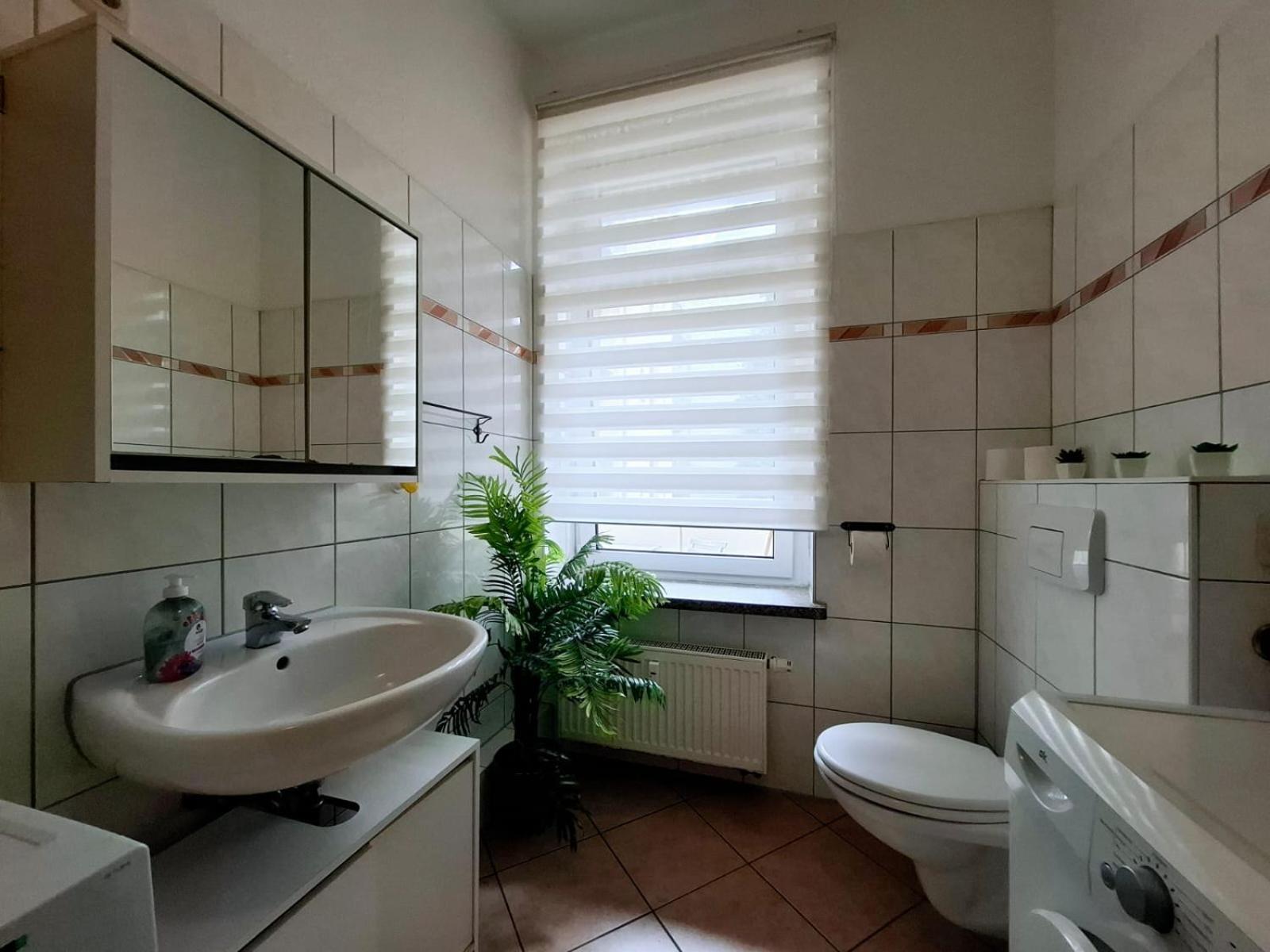 Altbauwohnung Direkt An Der Karli Mit Balkon - Netflix Inklusive Leipzig Exterior foto