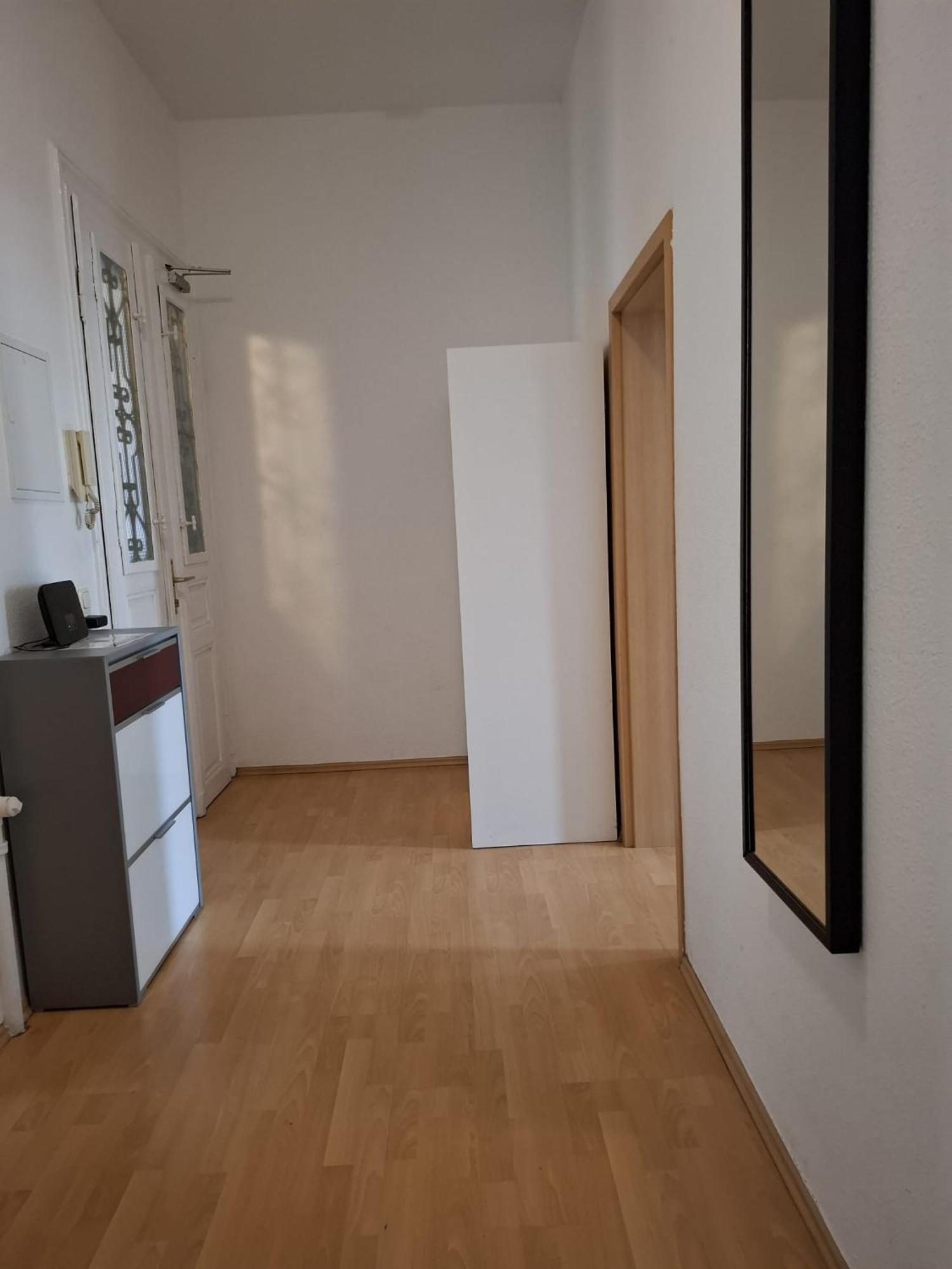 Altbauwohnung Direkt An Der Karli Mit Balkon - Netflix Inklusive Leipzig Exterior foto